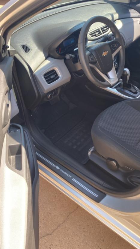 CHEVROLET Onix Hatch 1.4 4P FLEX LT AUTOM�TICO, Foto 4