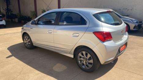 CHEVROLET Onix Hatch 1.4 4P FLEX LT AUTOM�TICO, Foto 8