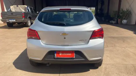 CHEVROLET Onix Hatch 1.4 4P FLEX LT AUTOM�TICO, Foto 9