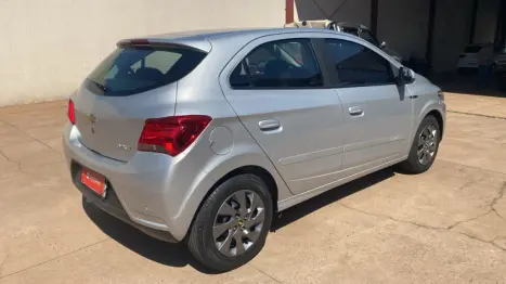 CHEVROLET Onix Hatch 1.4 4P FLEX LT AUTOM�TICO, Foto 10