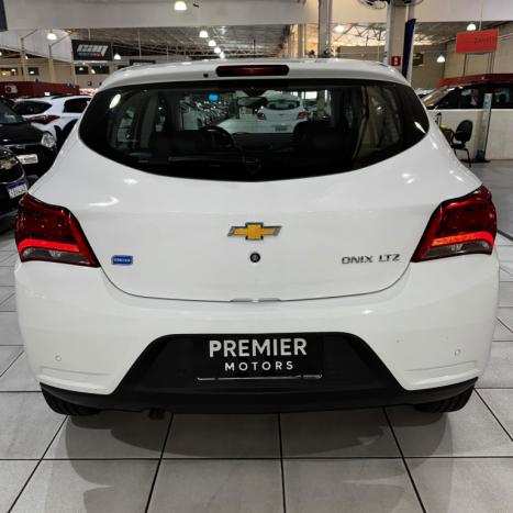 CHEVROLET Onix Hatch 1.4 4P FLEX LTZ AUTOM�TICO, Foto 6