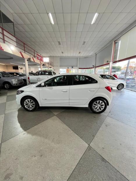 CHEVROLET Onix Hatch 1.4 4P FLEX LT, Foto 8