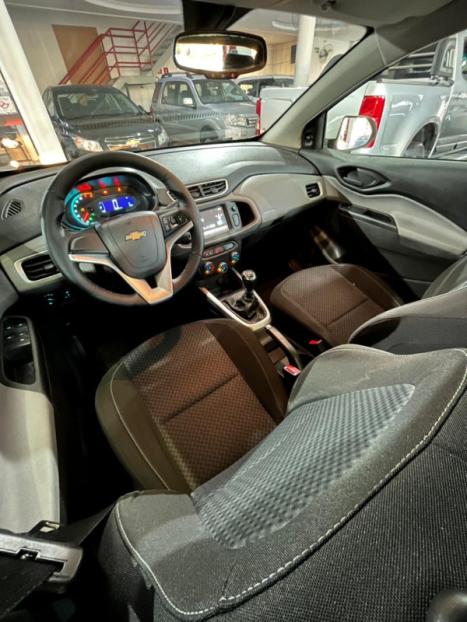 CHEVROLET Onix Hatch 1.4 4P FLEX LT, Foto 12