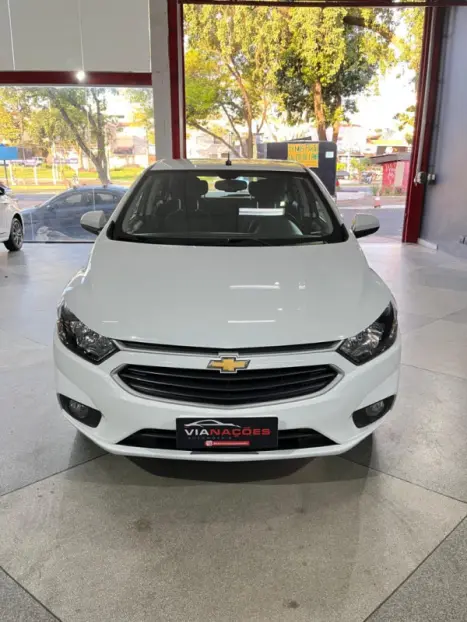 CHEVROLET Onix Hatch 1.4 4P FLEX LT, Foto 2