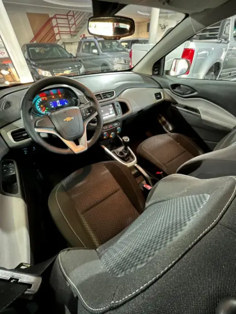 CHEVROLET Onix Hatch 1.4 4P FLEX LT, Foto 12