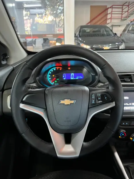 CHEVROLET Onix Hatch 1.4 4P FLEX LT, Foto 13