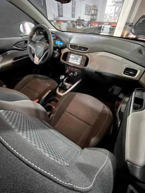 CHEVROLET Onix Hatch 1.4 4P FLEX LT, Foto 16