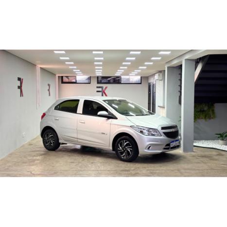 CHEVROLET Onix Hatch 1.0 4P FLEX LS, Foto 4