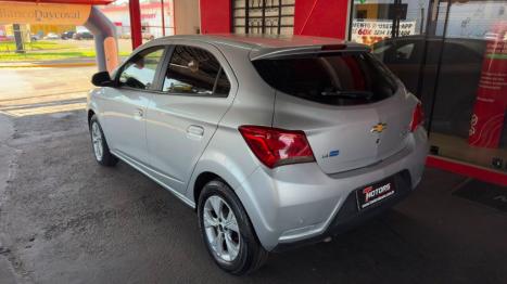 CHEVROLET Onix Hatch 1.4 4P FLEX LT, Foto 6