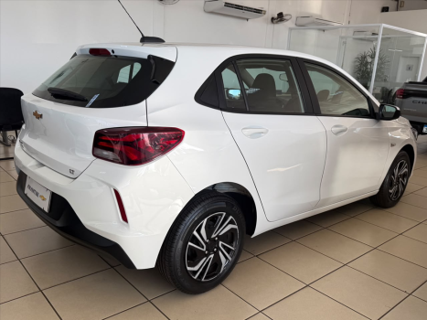 CHEVROLET Onix Hatch 1.0 4P FLEX LT, Foto 2