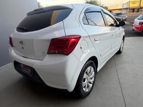 CHEVROLET Onix Hatch 1.0 12V 4P FLEX LT, Foto 5