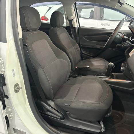 CHEVROLET Onix Hatch 1.4 4P FLEX LT AUTOM�TICO, Foto 3