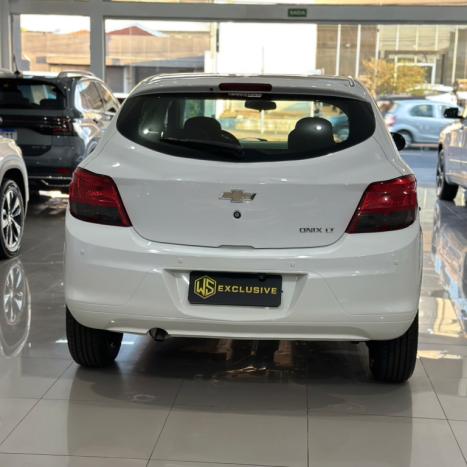 CHEVROLET Onix Hatch 1.4 4P FLEX LT AUTOM�TICO, Foto 5
