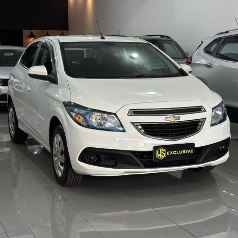 CHEVROLET Onix Hatch 1.4 4P FLEX LT AUTOM�TICO, Foto 8