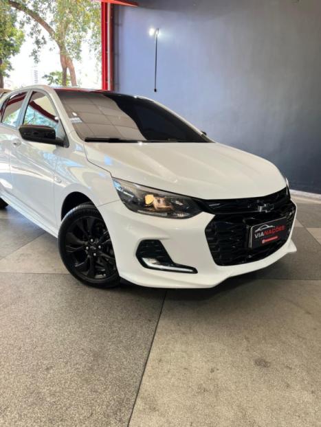 CHEVROLET Onix Hatch 1.0 12V 4P FLEX RS TURBO AUTOM�TICO, Foto 3