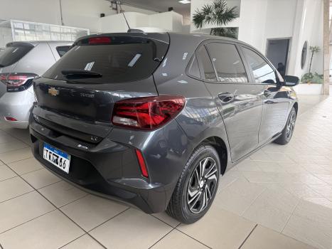 CHEVROLET Onix Hatch 1.0 12V 4P FLEX LT TURBO, Foto 4