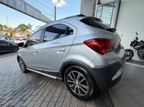 CHEVROLET Onix Hatch 1.4 4P FLEX ACTIV, Foto 5