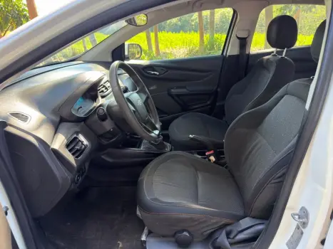 CHEVROLET Onix Hatch 1.4 4P FLEX LTZ, Foto 9