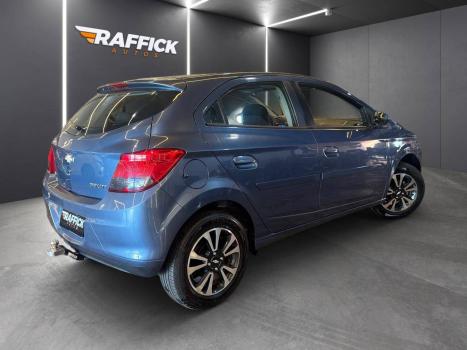 CHEVROLET Onix Hatch 1.4 4P FLEX LTZ, Foto 4
