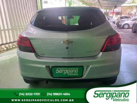 CHEVROLET Onix Hatch 1.4 4P FLEX LTZ, Foto 5
