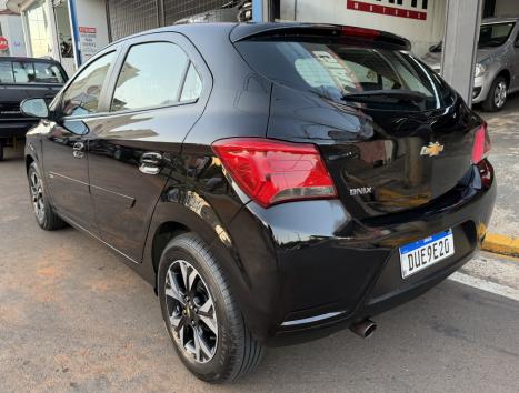 CHEVROLET Onix Hatch 1.0 4P FLEX LT, Foto 4
