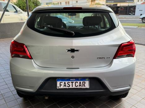 CHEVROLET Onix Hatch 1.4 4P FLEX LT, Foto 8