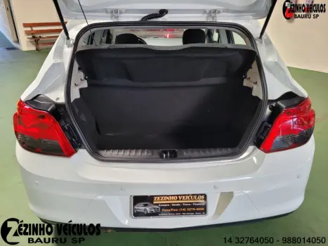 CHEVROLET Onix Hatch 1.4 4P FLEX LTZ, Foto 7