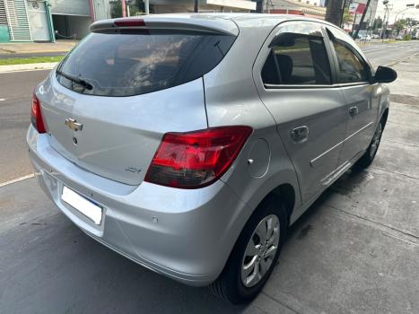 CHEVROLET Onix Hatch 1.0 4P FLEX JOY, Foto 3