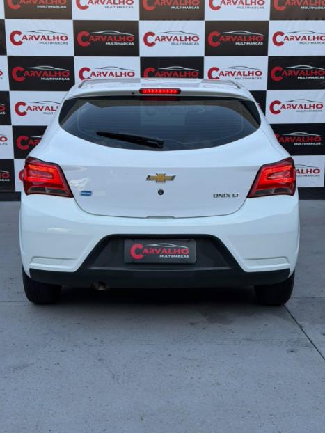 CHEVROLET Onix Hatch 1.0 4P FLEX LT, Foto 4