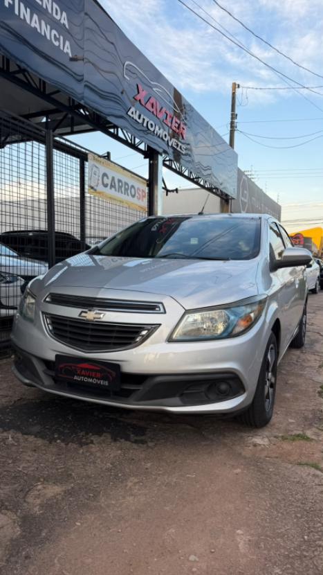 CHEVROLET Onix Hatch 1.4 4P FLEX LT, Foto 2