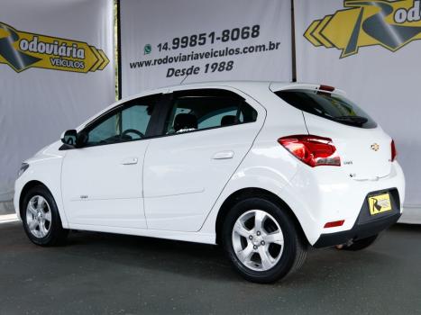CHEVROLET Onix Hatch 1.4 4P FLEX LT, Foto 3