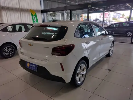 CHEVROLET Onix Hatch 1.0 4P FLEX LTZ TURBO AUTOMÁTICO, Foto 4