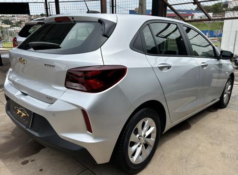 CHEVROLET Onix Hatch 1.0 12V 4P FLEX LT TURBO, Foto 4