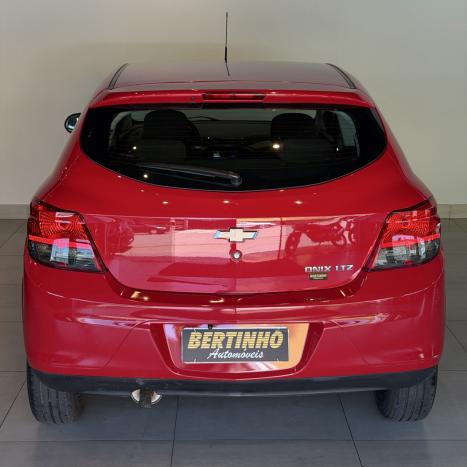 CHEVROLET Onix Hatch 1.4 4P FLEX LTZ AUTOMÁTICO, Foto 3