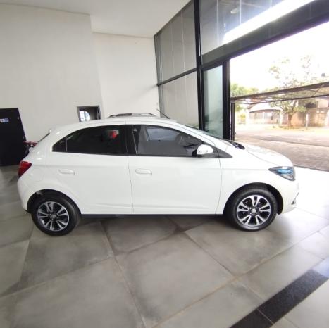 CHEVROLET Onix Hatch 1.4 4P FLEX LT, Foto 5