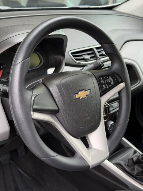 CHEVROLET Onix Hatch 1.4 4P FLEX LT, Foto 6