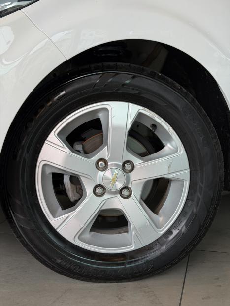 CHEVROLET Onix Hatch 1.4 4P FLEX LT, Foto 7