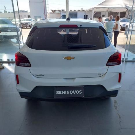 CHEVROLET Onix Hatch 1.0 4P FLEX LT, Foto 5