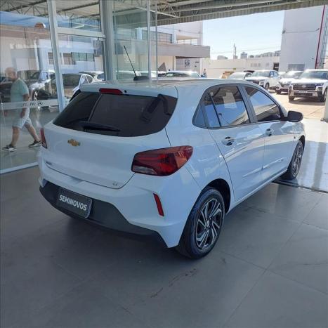 CHEVROLET Onix Hatch 1.0 4P FLEX LT, Foto 6