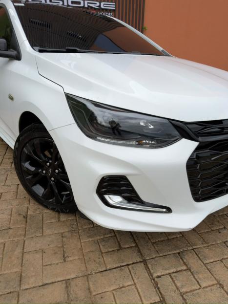 CHEVROLET Onix Hatch 1.0 12V 4P FLEX RS TURBO AUTOMÁTICO, Foto 2