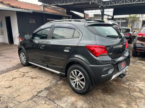 CHEVROLET Onix Hatch 1.4 4P FLEX ACTIV, Foto 6