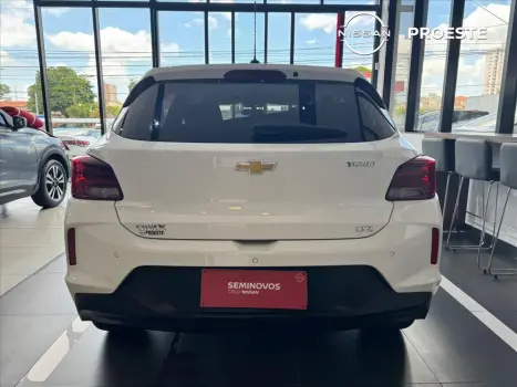 CHEVROLET Onix Hatch 1.0 4P FLEX LTZ TURBO AUTOMÁTICO, Foto 5