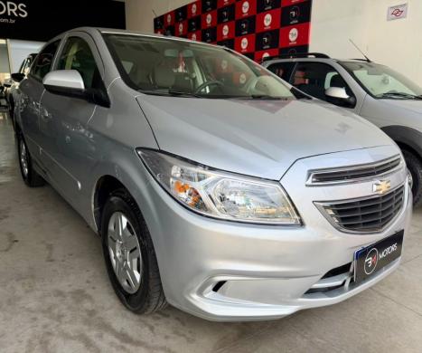 CHEVROLET Onix Hatch 1.0 4P FLEX LT, Foto 2