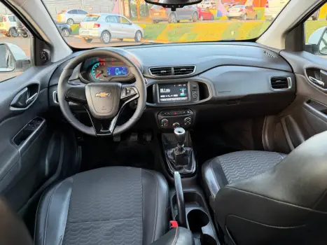 CHEVROLET Onix Hatch 1.4 4P FLEX LTZ, Foto 8