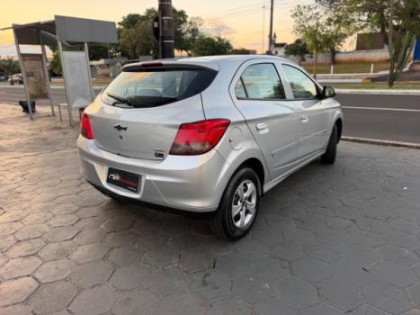 CHEVROLET Onix Hatch 1.0 4P FLEX LS, Foto 4