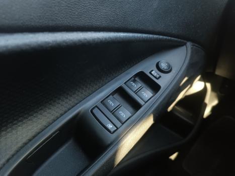 CHEVROLET Onix Sedan 1.0 12V 4P FLEX LT PLUS TURBO AUTOM�TICO, Foto 10