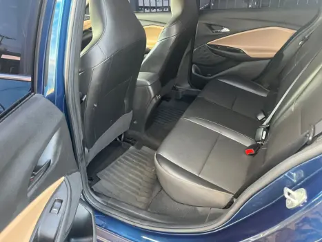 CHEVROLET Onix Sedan 1.0 12V 4P FLEX PREMIER 2 TURBO AUTOM�TICO, Foto 10