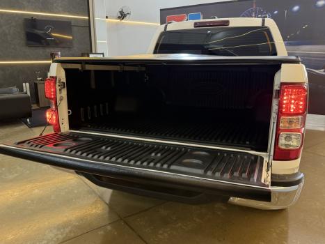 CHEVROLET S10 2.5 FLEX LTZ 4X4 CABINE DUPLA AUTOM�TICO, Foto 19