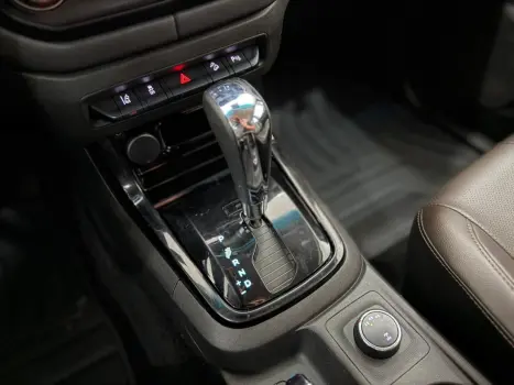 CHEVROLET S10 2.8 12V HIGH COUNTRY CABINE DUPLA 4X4 TURBO DIESEL AUTOMÁTICO, Foto 11 CHEVROLET S10 2.8 12V HIGH COUNTRY CABINE DUPLA 4X4 TURBO DIESEL AUTOMÁTICO, Foto 11