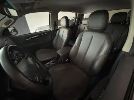 CHEVROLET S10 2.8 12V HIGH COUNTRY CABINE DUPLA 4X4 TURBO DIESEL AUTOM�TICO, Foto 7